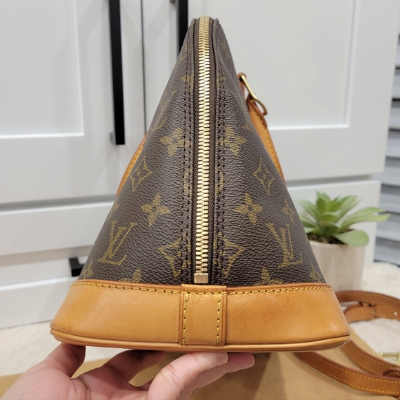 🍁LOUIS VUITTON Alma PM Monogram Satchel - Picture 14 of 16